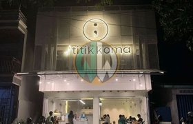 Franchise Titik Koma